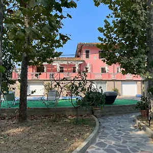  Frühstückspension Pirro & Sharon House Italien